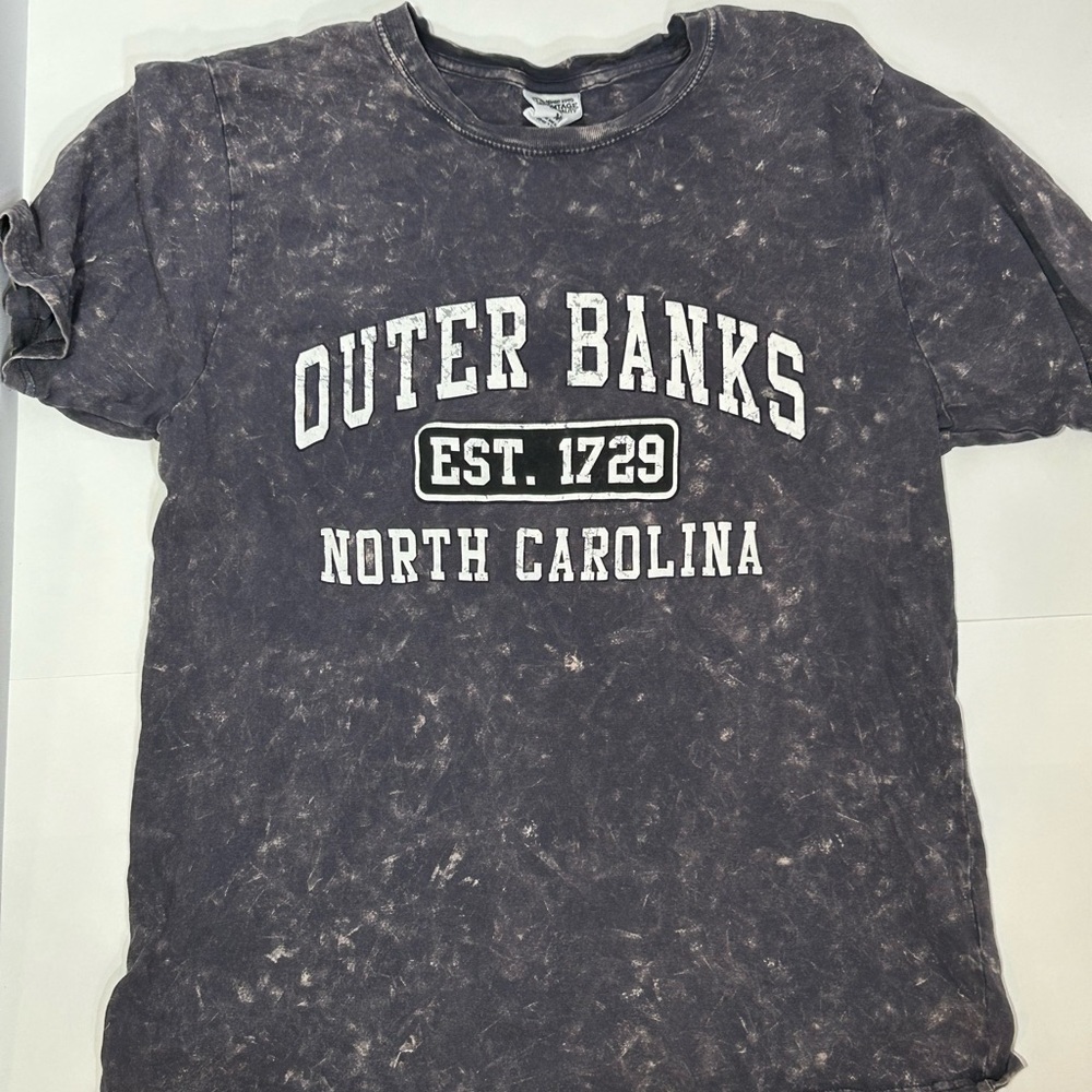 Vintage Medium Outerbanks T-Shirt